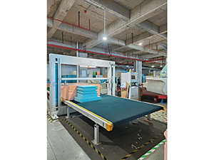 �����и��